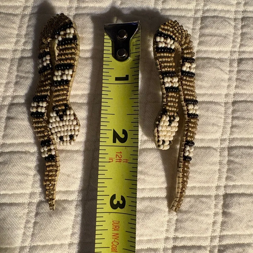 Very rare vintage hand beaded snake earrings - Picture 8 of 8